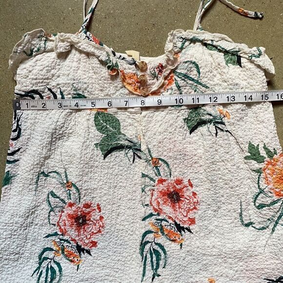 Urban Outfitters Lightweight Floral Romper w/Ties on Shoulders (Size: XS) - Picture 12 of 16